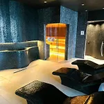 Polanki Aqua Z Garazem, Basen, Strefa